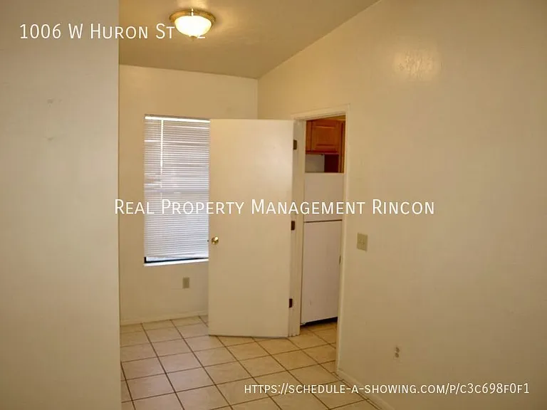 1006 W Huron St #2 — Photo 10
