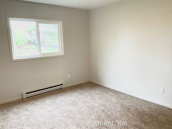 5th image of 2345 Dearborn Ave #5
