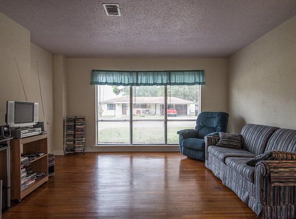 3rd image of 508 N 17th St