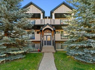 1920 W 26th St SW #201, Calgary, AB T3E2A1