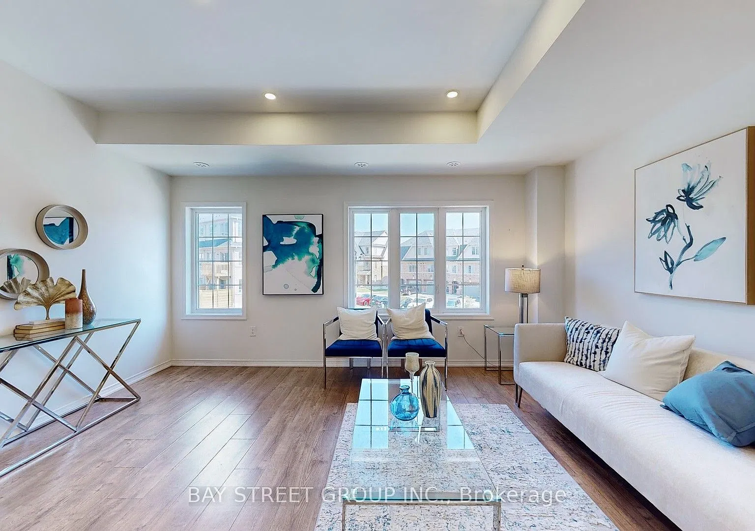 5 bed, $2,900 — Photo 4