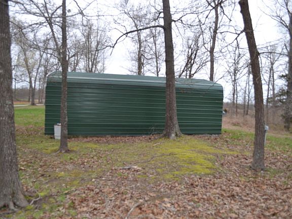 5th image of 248 Bear Bluff Ln