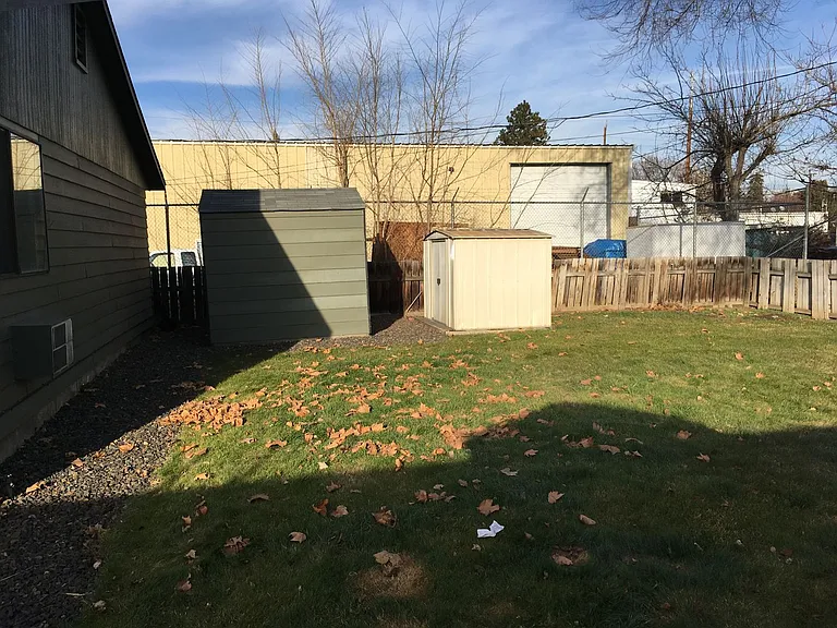 1111-1117 S 22nd Ave — Photo 12