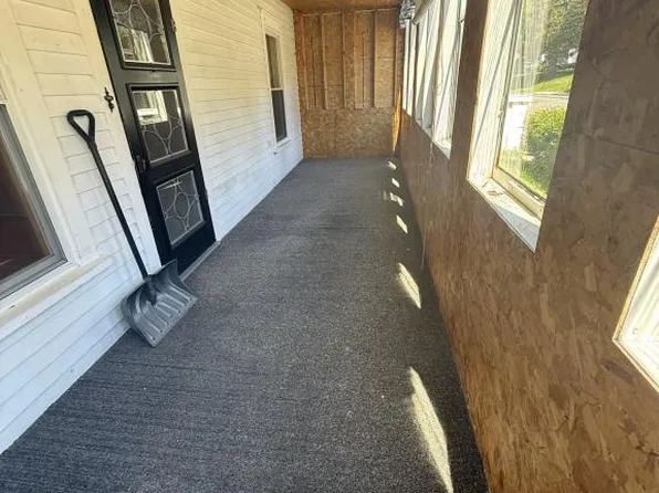 437 Willard St, Berlin, NH 03570