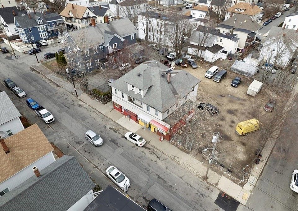 395 Lowell St Lawrence, MA, 01841 Apartments for Rent Zillow