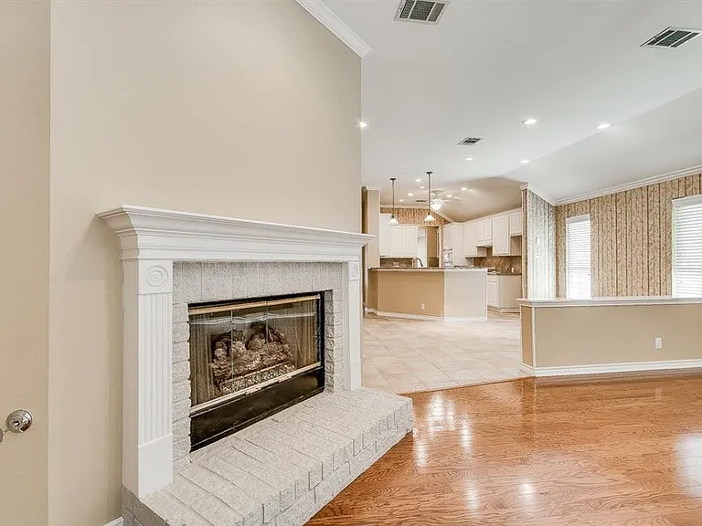 11700 Lemens Spice Cv — Photo 24
