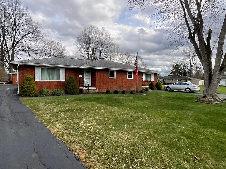 726 Mauro Cir #726 — Photo 4