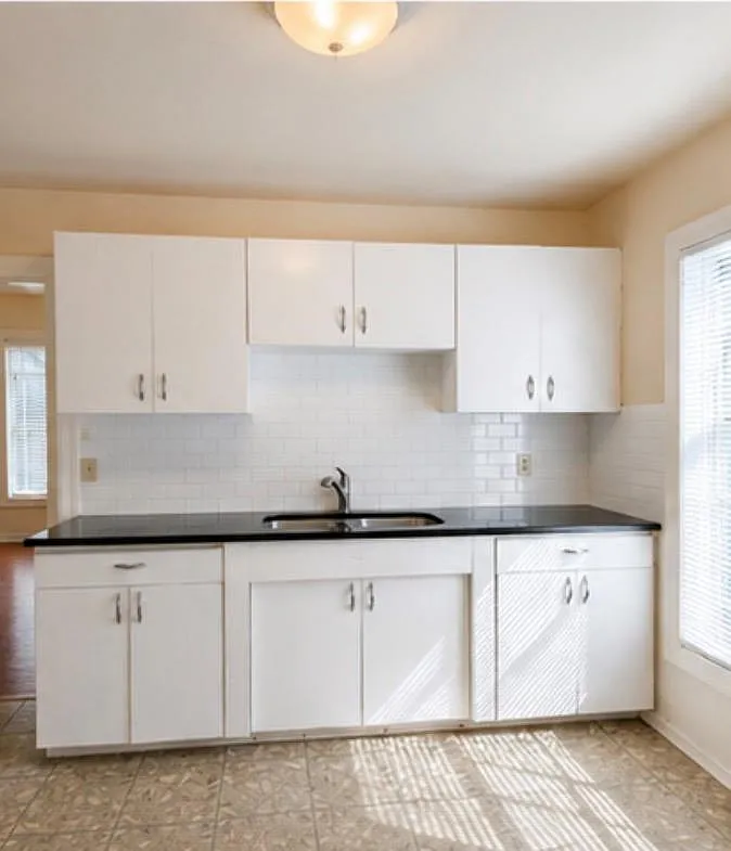 1 bed, 1.0 bath, 825 sqft, $1,350 — Photo 4
