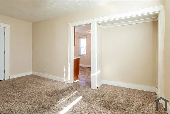 2347 N Wellington Pl #14 — Photo 3