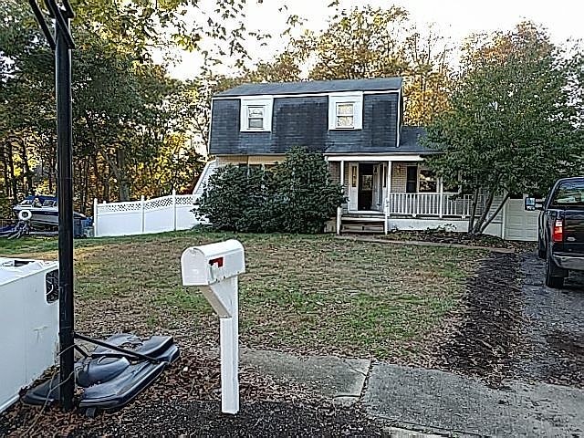 1st image of 34 Bristol Ct