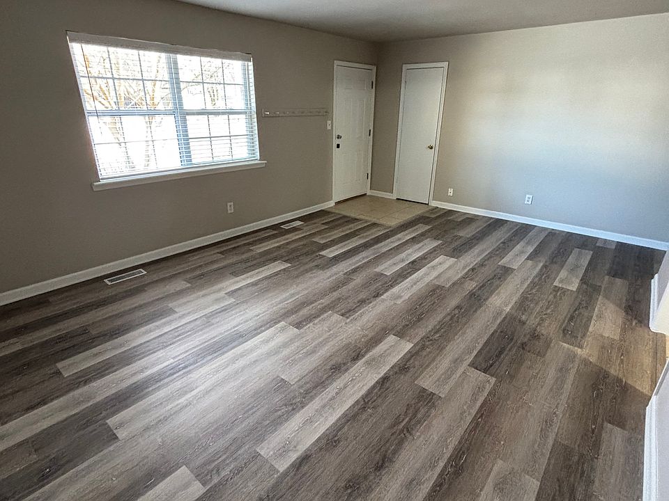 1st image of 600 N 1st St