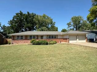 547 N Angle Ln, Andover, KS 67002