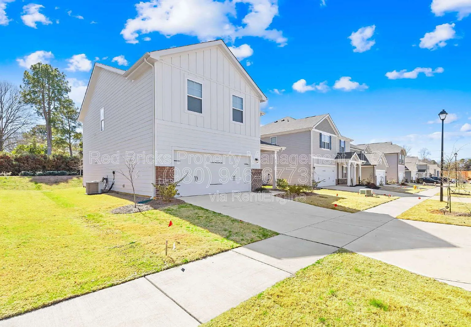 4 bed, 2.5 bath, 2097 sqft, $2,195 — Photo 2