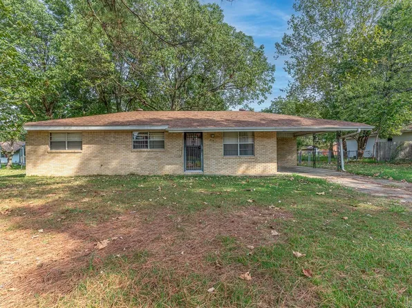 214 Carson St, Bono, AR 72416