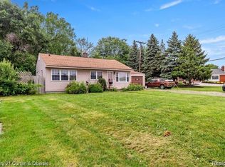 15642 Goddard Rd, Allen Park, MI 48101