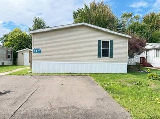 9219 Post Branch Dr #340, Newport, MI 48166