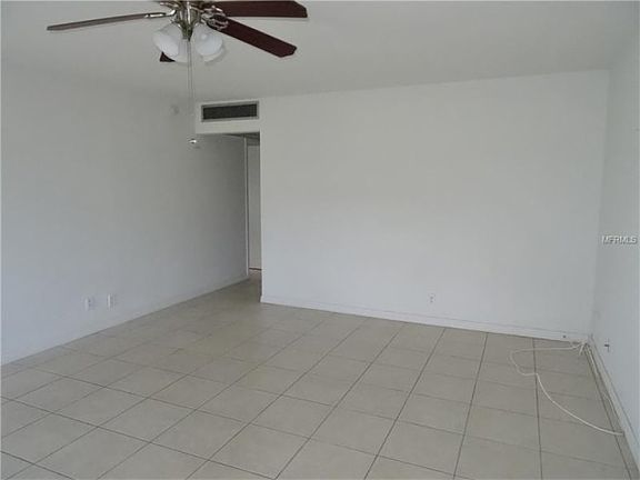 3rd image of 201 Bedford St APT 96