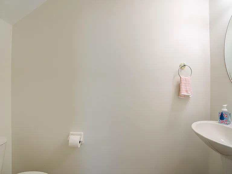 158 W Thatch Palm Cir — Photo 9