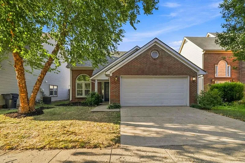 613 Twin Pines Way
