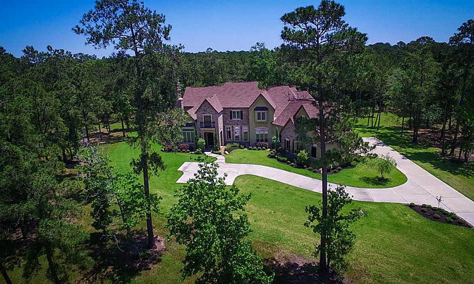 1st image of 28323 Forest Green Dr
