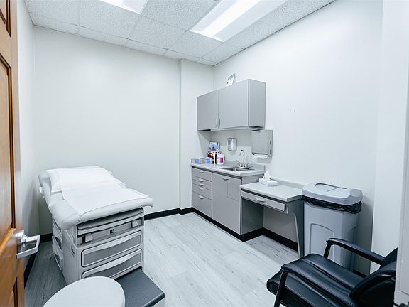 5th image of 455 School Rd Suite 29
