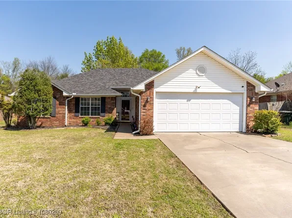 6809 Lookout Dr, Fort Smith, AR 72916