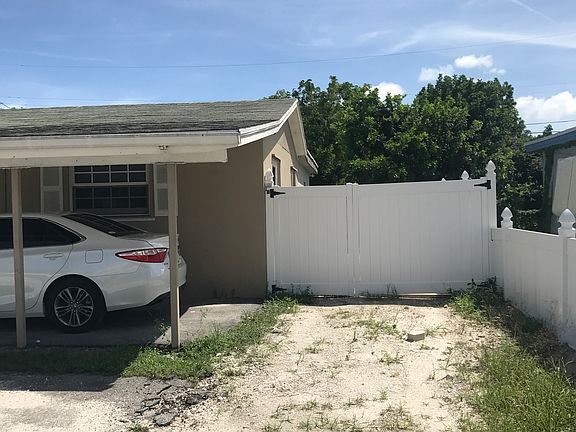 4th image of 3530 10th Ave N