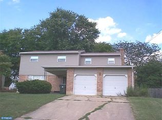 1109 Old Coochs Bridge Rd, Newark, DE 19713