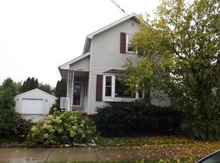 721 W 5th Ave, Oshkosh, WI 54902