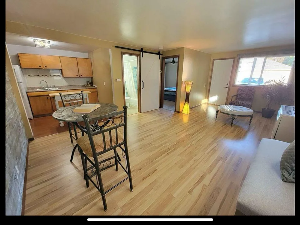 120 N Michigan St #5