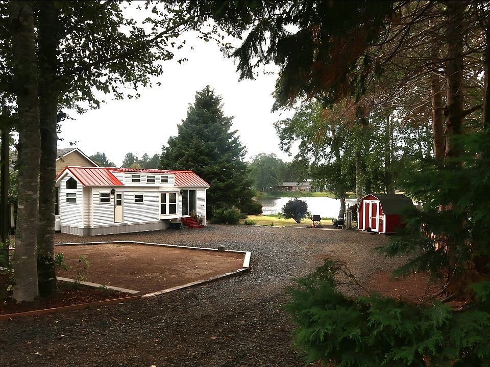 1st image of 24107 Elm Pl