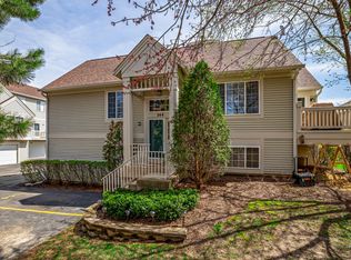144 New Haven Dr, Cary, IL 60013
