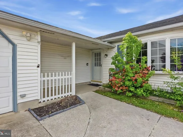 87 Argyle Ave, Blackwood, NJ 08012