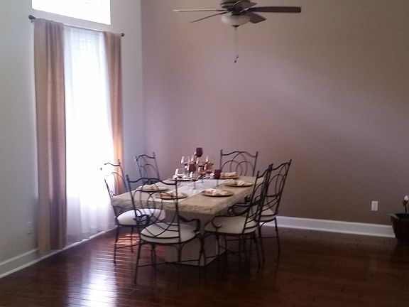 3rd image of 45 Oak Grove Ln