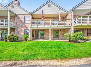 16444 SW 130th Ter APT 121, Tigard, OR