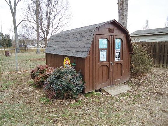 4th image of 204 Patana Dr