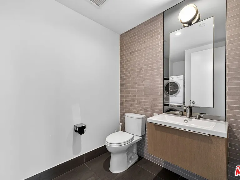 889 Francisco St #1806 — Photo 21