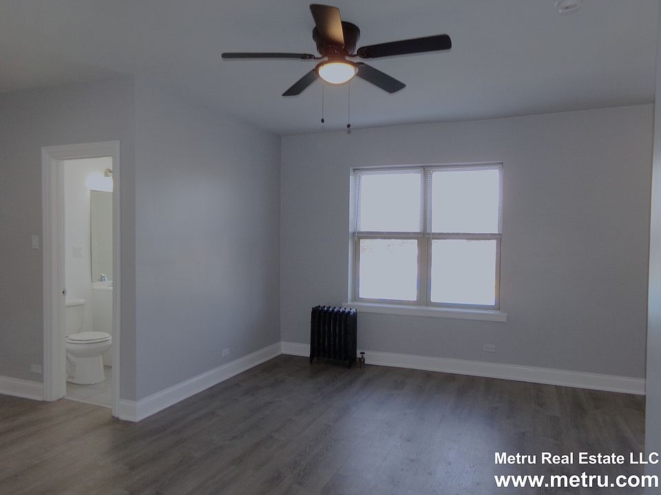 1st image of 4756 N Maplewood Ave APT 202