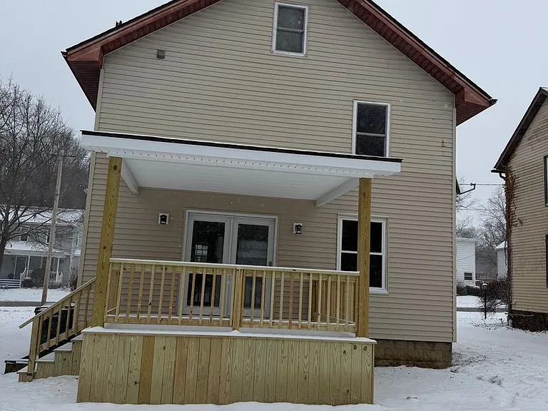 443 S Union Ave — Photo 22