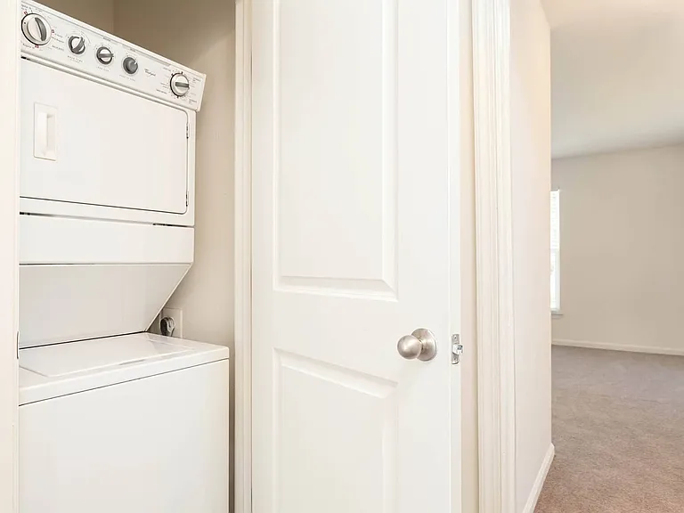 Gayton Pointe Townhomes — Photo 16