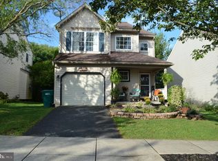 304 Cambridge Ln, Lititz, PA 17543