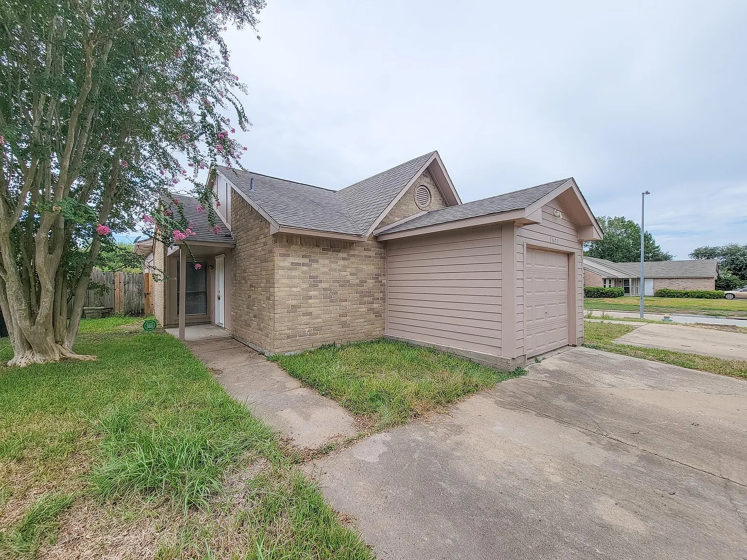 3 bed, 1486 sqft, $1,400 — Photo 2