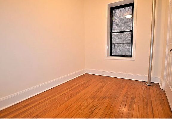 3rd image of 707 2nd Ave #3D