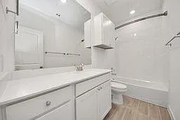 904 Capracotta Dr — Photo 8