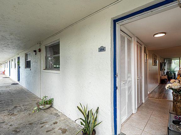 2nd image of 5100 SW 64TH Avenue #204A