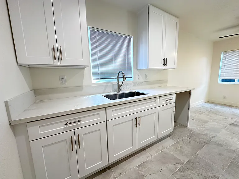 4727 Kester Ave #104 — Photo 9