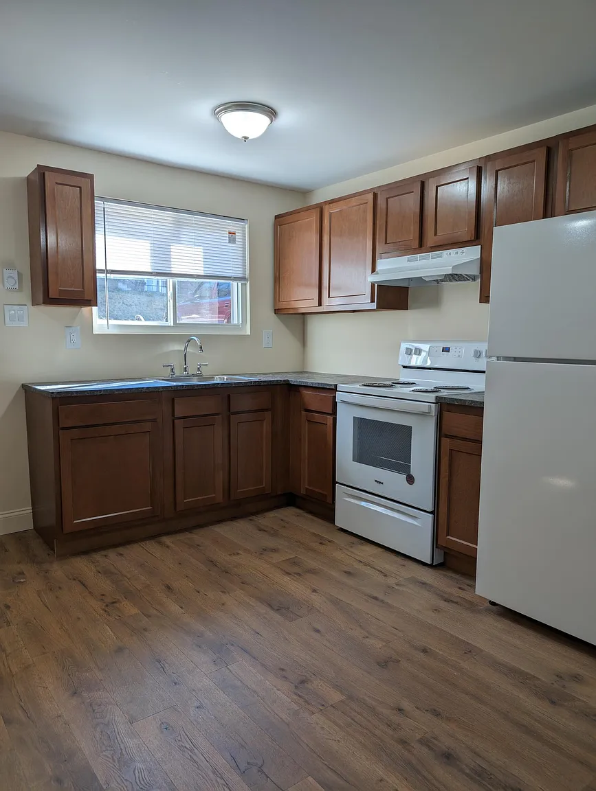 1729 Paul Ct photo 1