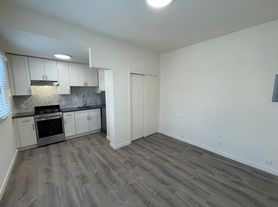 688-692 San Jose Ave, San Francisco, CA