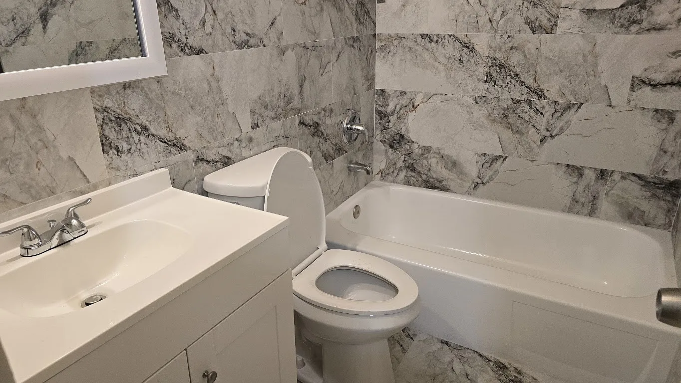 1 bed, $2,400 — Photo 3