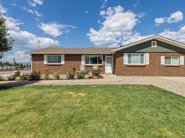 5075 Simms Pl, Wheat Ridge, CO 80033